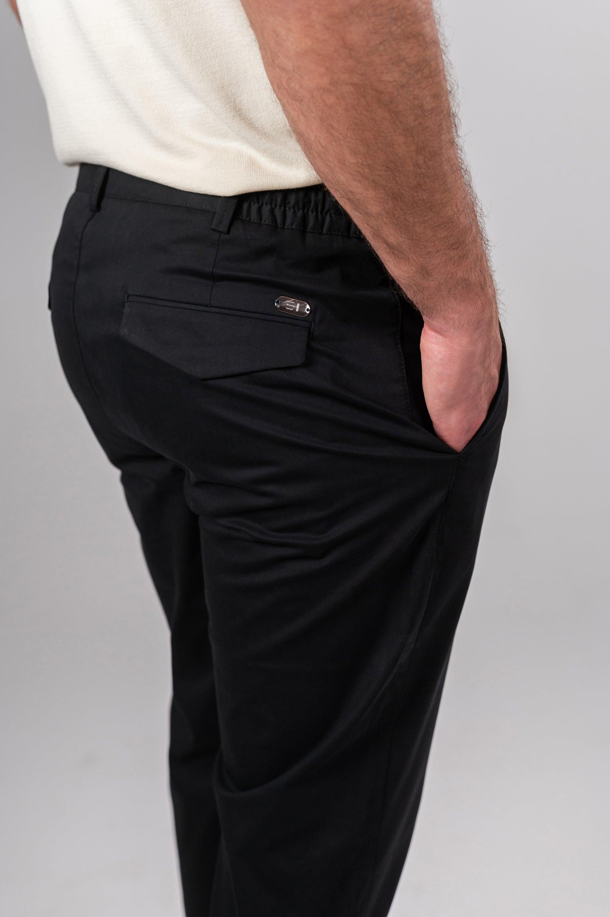 LONIX CLASSIC PANTS - Black