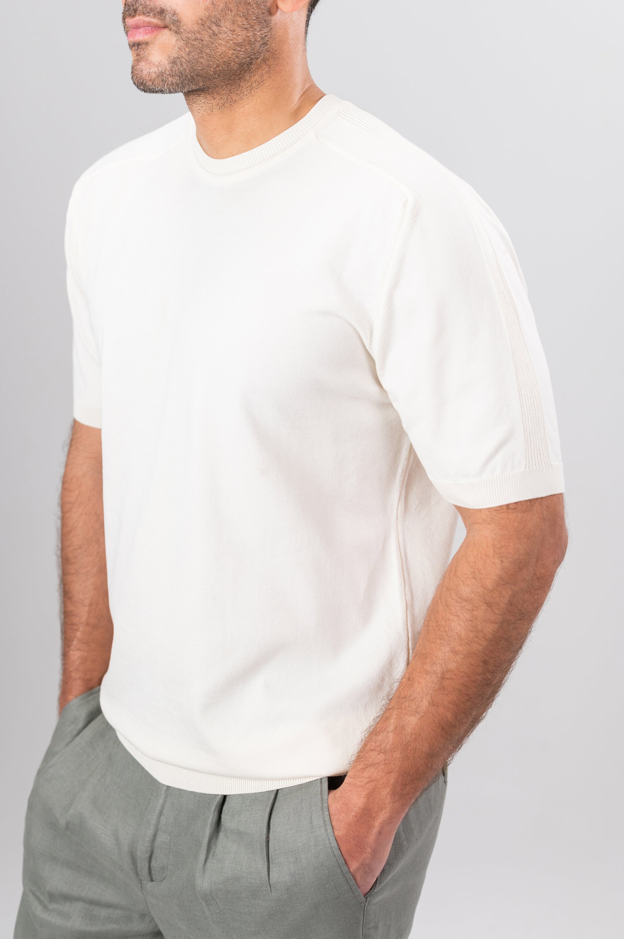 ZOLY STRIPPED SHOULDER POLO SHIRT - Off White