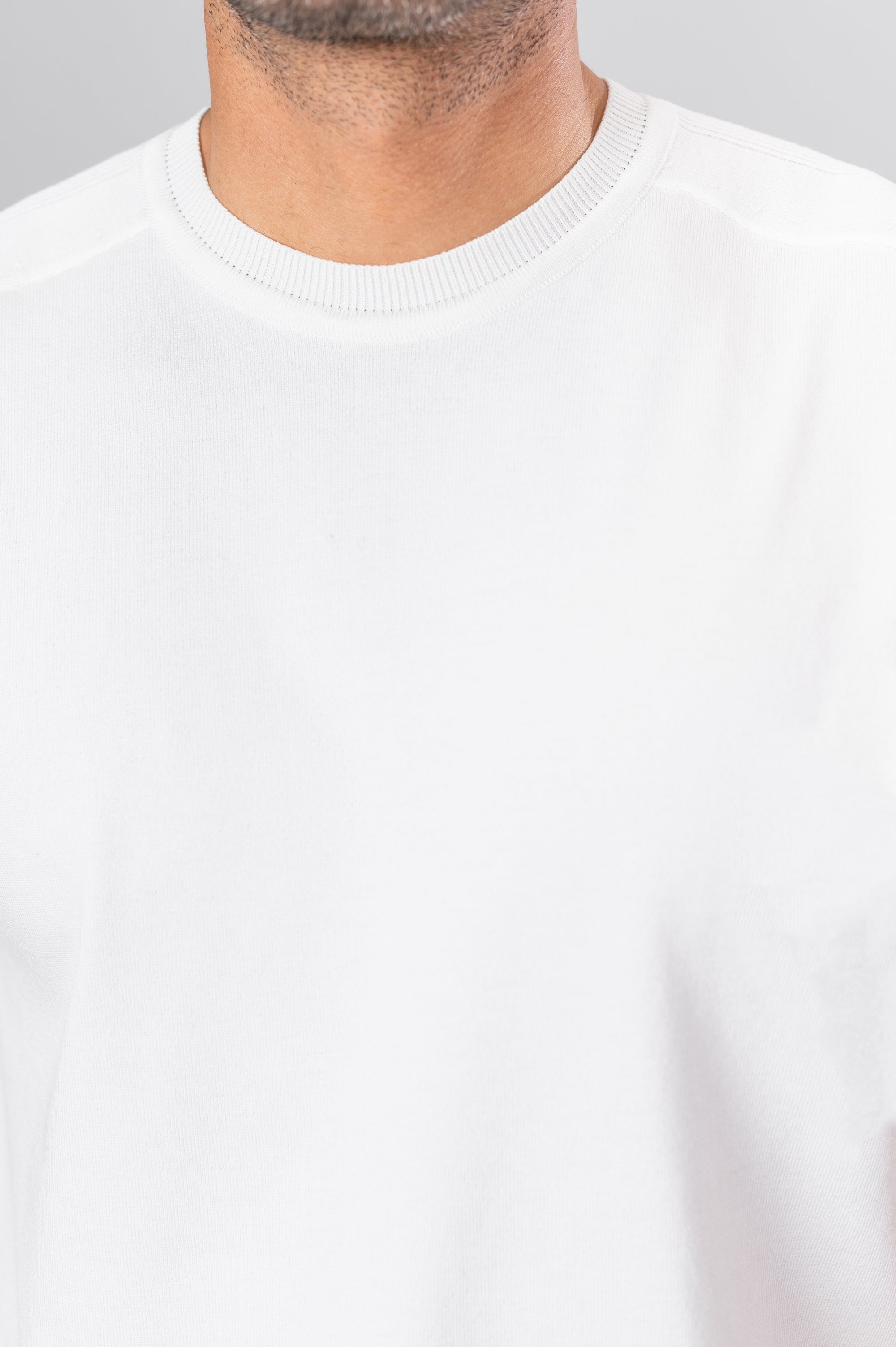 ZOLY STRIPPED SHOULDER POLO SHIRT - White