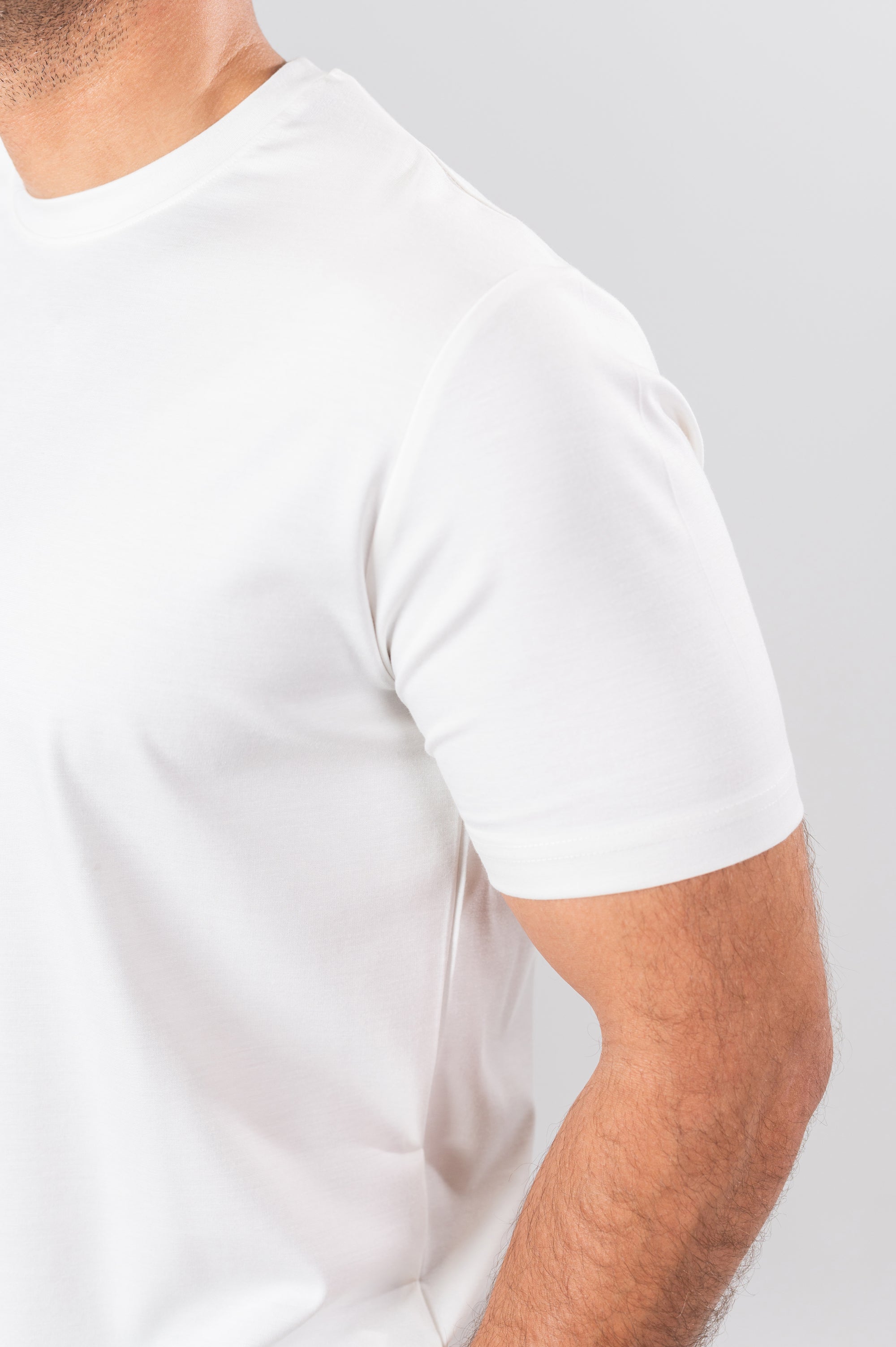 NARIO CREW NECK T-SHIRT - White